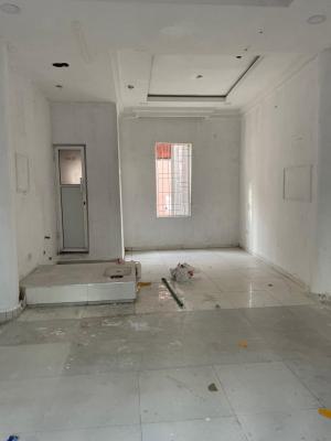 Spacious Shop, Agungi, Lekki Expressway, Lekki, Lagos, Shop for Rent