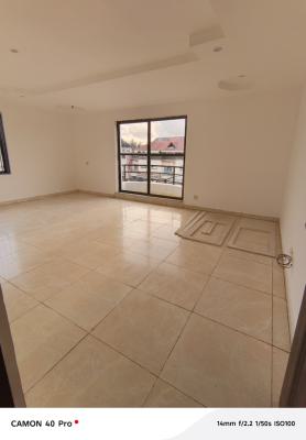 52 Sqm Shop Space, By Petrocam on Lekki Right, Elf Bus Stop, Lekki Phase 1, Lekki, Lagos, Shop for Rent