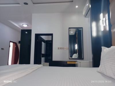 Luxury 4 Bedroom Apartment with Gym and Snooker Available., Lekki, Lagos, Flat / Apartment Short Let