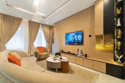 Beautifully Furnished 2 Bedrooms Penthouse Mansionette in a Good Location, Lekki Phase 1, Lekki, Lagos, Terraced Duplex Short Let