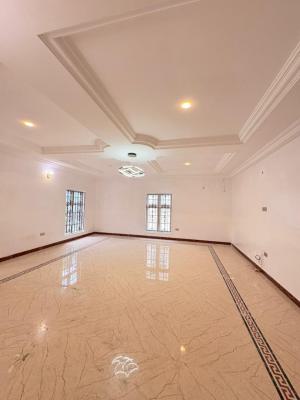 Three Bedroom Apartment, Off Admiralty Way., Lekki Phase 1, Lekki, Lagos, Flat / Apartment for Rent