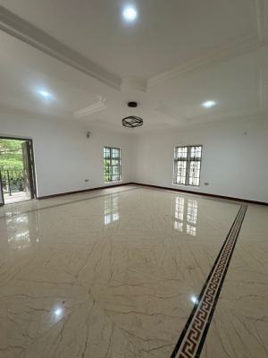 Newly Renovated 3 Bedrooms Apartments No Bq, Lekki Phase 1, Lekki, Lagos, Flat / Apartment for Rent