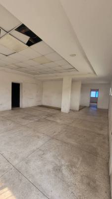 15sqm Office Space with 3toilet, on a Busy Road, Along Ogudu Roaf, Opposite Poris Bank, Ogudu, Lagos, Ogudu, Lagos, Office Space for Rent