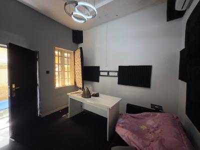 Self Contain Bq, Cooplag Gardens Estate, Lafiaji, Lekki, Lagos, Self Contain (single Rooms) for Rent