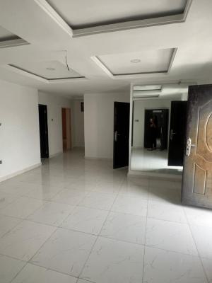 Specious 3 Bedrooms Flat, Ilasan, Lekki, Lagos, Flat / Apartment for Rent