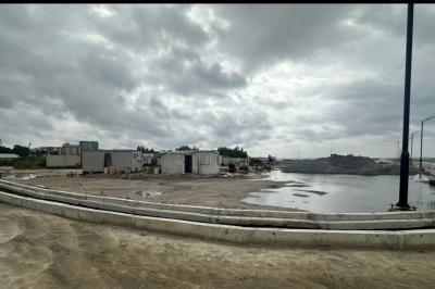 Size: 10,000sqm   Title: State C of O Fenced Bareland, Parkview, Ikoyi, Lagos, Mixed-use Land for Sale