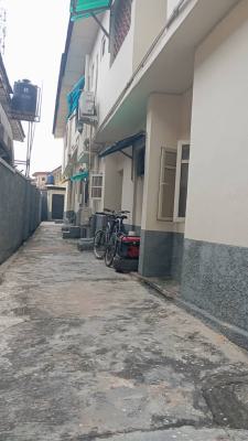 Lovely 2 Bedrooms Flat, Mende, Maryland, Lagos, Flat / Apartment for Rent