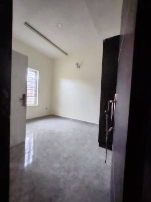 Self Contain, Cluster One Estate , Lekki County, Ikota, Lekki, Lagos, Self Contain (single Rooms) for Rent