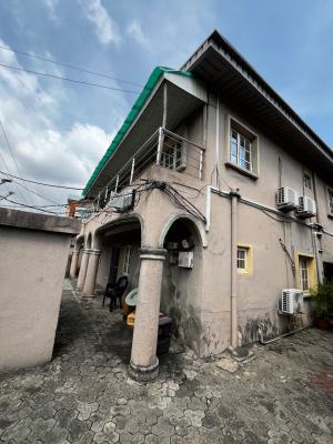 Well Maintained Block of 4 Flats on 600sqm, Off  Ogunlana, Ogunlana, Surulere, Lagos, Block of Flats for Sale