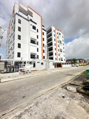 The Breathtaking 4bedroom Penthouse, Lekki Phase 1, Lekki, Lagos, Flat / Apartment for Sale