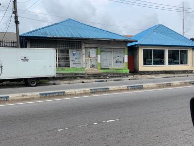 a Commercial Property, Along Mummy B Road, Port Harcourt, Rivers, Detached Bungalow for Rent