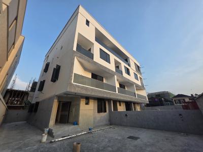 5bedrooms Semi Detached Duplex with Bq, Main Lekki Phase1, Lekki Phase 1, Lekki, Lagos, Semi-detached Duplex for Sale