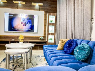 Exquisite 2 Bedroom Apartment, Lekki Phase 1, Lekki, Lagos, Flat / Apartment Short Let