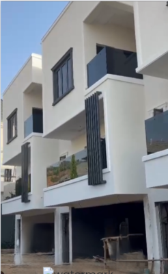 a Brand New 4 Bedroom Duplex, in an Estate, Guzape District, Abuja, Terraced Duplex for Sale