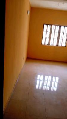 Executive 2 Bedroom Flat, Yaba, Lagos, Flat / Apartment for Rent