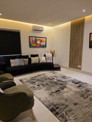 Tastefully Finished Cozy 1-bedroom Apartment with a Study, Gym, Pool, Victoria Island (vi), Lagos, Flat / Apartment for Sale