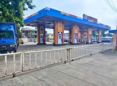 Liecence Filling Station with 12th Pump, Dopemu Bus Stop, Dopemu, Agege, Lagos, Filling Station for Sale