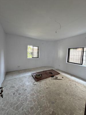 Spacious 2 Bedroom Apartment, Off Admiralty, Lekki Phase 1, Lekki, Lagos, Flat / Apartment for Rent