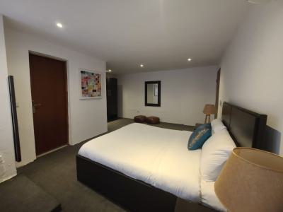 Luxury 1 Bedroom Apartment with Bathhub, Victoria Island (vi), Lagos, Flat / Apartment Short Let