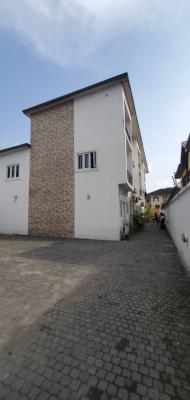 3bedroom Terrace with a Room Servant Quarter, Lekki Phase 1, Lekki, Lagos, Terraced Duplex for Rent
