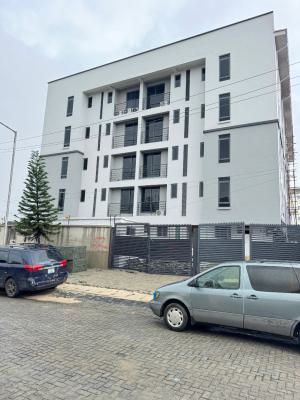 Gorgeous 3 Bedroom Apartment with a Bq, Lekki Phase 1, Lekki, Lagos, Flat / Apartment for Sale