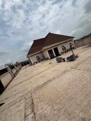 3 Bedroom Bungalow Available, Isinigbo Igoba, Akure, Akure, Ondo, Detached Bungalow for Sale