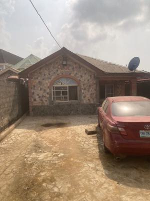 5 Bedroom Bungalow, Ipakodo Off Ebute Road, Ikorodu, Lagos, Detached Bungalow for Sale