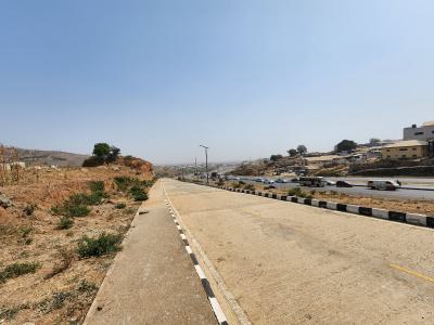 Prime Fenced 1,000sqm Land @ Kugbo Directly Facing The Ever-busy Abuja, Kugbo, Asokoro District, Abuja, Mixed-use Land for Sale