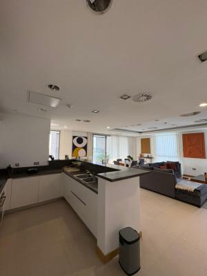 Stunning 3-bedroom Apartment with Balcony & Stunning Views, Ikoyi, Lagos, Flat / Apartment Short Let