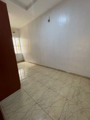 a Nicely Fully Renovated  3 Bedroom Penthouse Available, Honeyville Apartments, Agungi, Lekki, Lagos, Flat / Apartment for Rent
