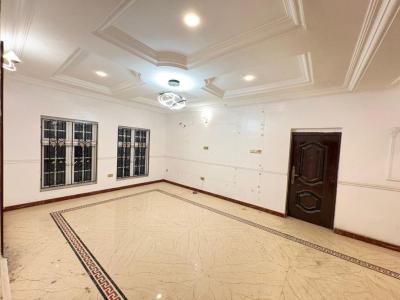 an Exquisitely Built 3 Bedroom Apartment, Lekki Phase 1, Lekki, Lagos, Flat / Apartment for Rent