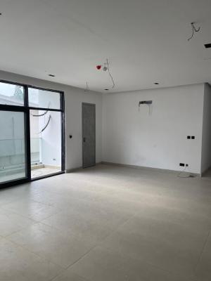 Luxury 3 Bedrooms Flat with Bq, Off Admiralty Way, Lekki Phase 1, Lekki, Lagos, Flat / Apartment for Sale