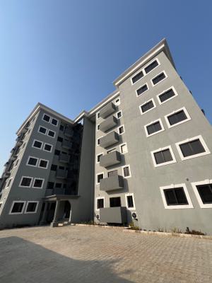 Aesthetically Built 3bedroom Apartment  with Bq, Lekki Phase 1, Lekki, Lagos, Flat / Apartment for Rent