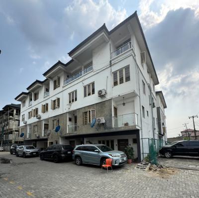 Very Solid 4 Bedroom Terrace Duplex with Family Lounge, Surulere, Lagos, Terraced Duplex for Sale