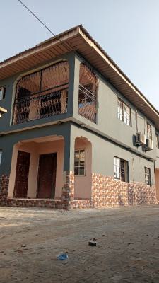 Well Renovated Luxury 3 Bedroom Flat with Wardrobe Kitchen Cabinet,pop, Avery Close to Major Highway, Bogije Ibeju Lekki Lagos Nigeria, Bogije, Ibeju Lekki, Lagos, Flat / Apartment for Rent