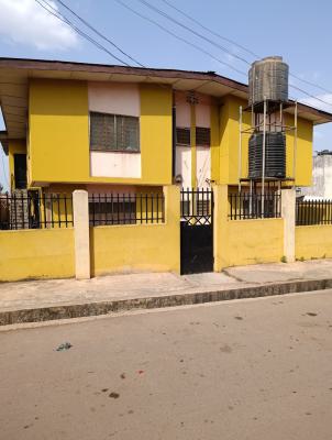 3 Bedroom Flat in a 4 Flat with 2 Toilets Fenced with Gate, Ede Street, Molade, Ibadan, Alakia, Ibadan, Oyo, Semi-detached Bungalow for Rent