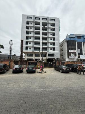 Gorgeous 3 Bedroom Apartment with an Elevator, Victoria Island (vi), Lagos, Flat / Apartment for Sale
