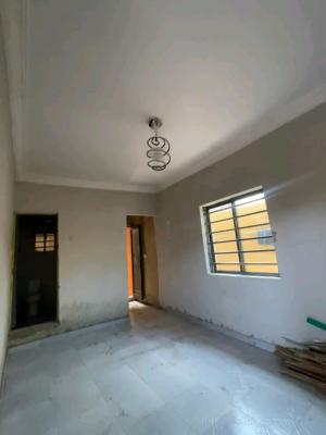 a Studio Apartment, Off Morocco Road, Shomolu, Lagos, Self Contain (single Rooms) for Rent