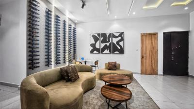 Luxury 2 Bedroom with Rooftop Pool and Gym, Admiralty Way, Lekki Phase 1, Lekki, Lagos, Flat / Apartment Short Let