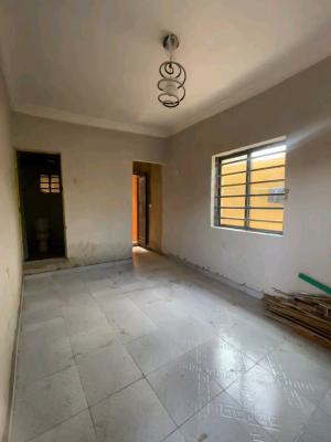 a Studio Apartment, Off Morocco Road, Shomolu, Lagos, Self Contain (single Rooms) for Rent