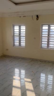 Sharp 2 Bedroom Flat, Okunajah Eti-osa, Lekki, Lagos, Flat / Apartment for Rent