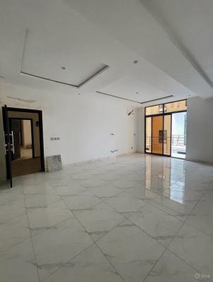 Lovely 2 Bedroom Apartment with Bq, Lekki Phase 1, Lekki, Lagos, Block of Flats for Sale