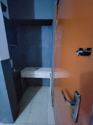 Serviced Room Self Contain  Bq, Oniru Estate, Oniru, Victoria Island (vi), Lagos, Flat / Apartment for Rent