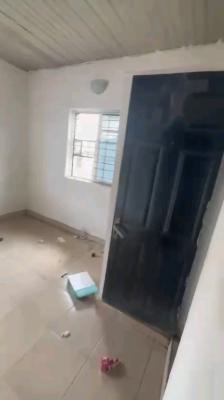 2 Bedroom Upstairs All Room En-suite with Guest Toilet, Soluyi, Gbagada, Lagos, Flat / Apartment for Rent