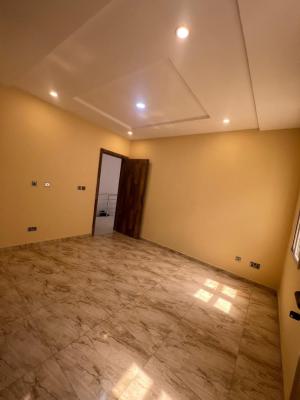 Luxury Single Room Shared Apartment, Royal Pine, Orchid Road, Lekki, Lagos, Self Contain (single Rooms) for Rent