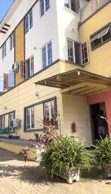4-bedrooms Terrace Duplex, Tarred Road, Guzape District, Abuja, Terraced Duplex for Rent
