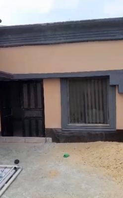 Spacious 2bedroom Apartment, New Road, Lekki, Lagos, Flat / Apartment for Rent