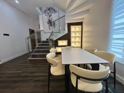Luxury 5 Bedroom Duplex, Osapa London, Lekki Phase 1, Lekki, Lagos, Flat / Apartment Short Let