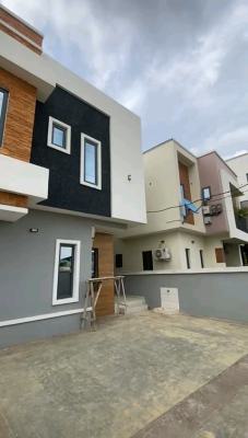 *to/lease*  Newly Built N Nicely Finished  (self Compound) 2 Bedrooms, Soluyi, Gbagada, Lagos, Flat / Apartment for Rent