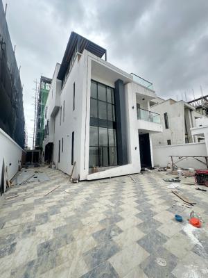 Contemporary Spacious 5 Bedroom Detached with Bq, Rooftop with Pkkl, Lekki Phase 1, Lekki, Lagos, Detached Duplex for Sale